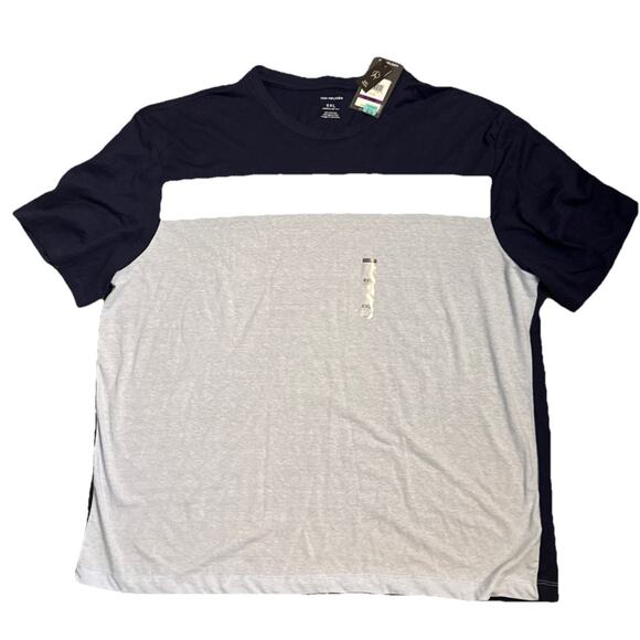 NWT Van Heusen Shirt Mens 2XL Blue Short Sleeves Lightweight Pullover Tee - Picture 1 of 5